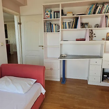 Villa Escape To Panorama And Enjoy The Classic Charm With Stunning Sea Views